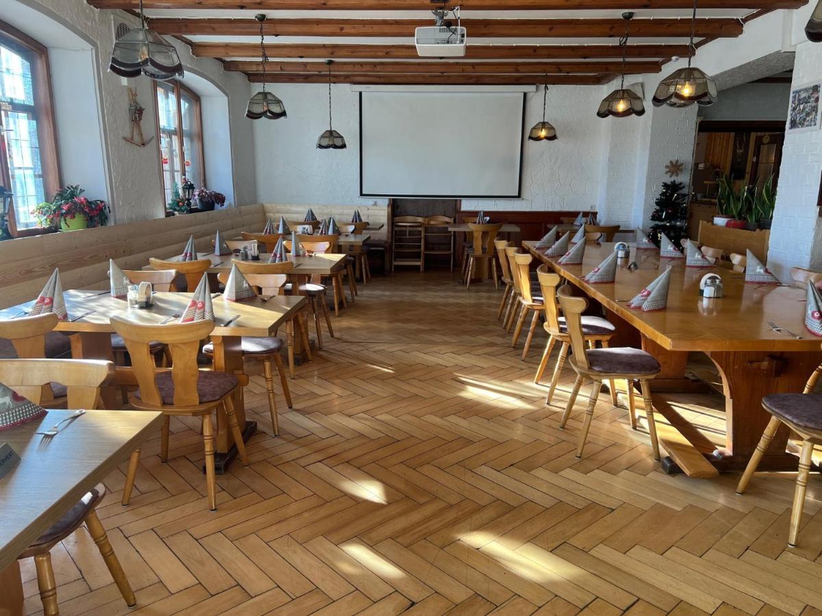Gasthof Loewen 프론텐 외부 사진